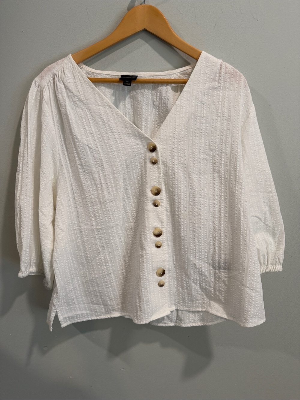 Worthington White Textured Button-Front Blouse